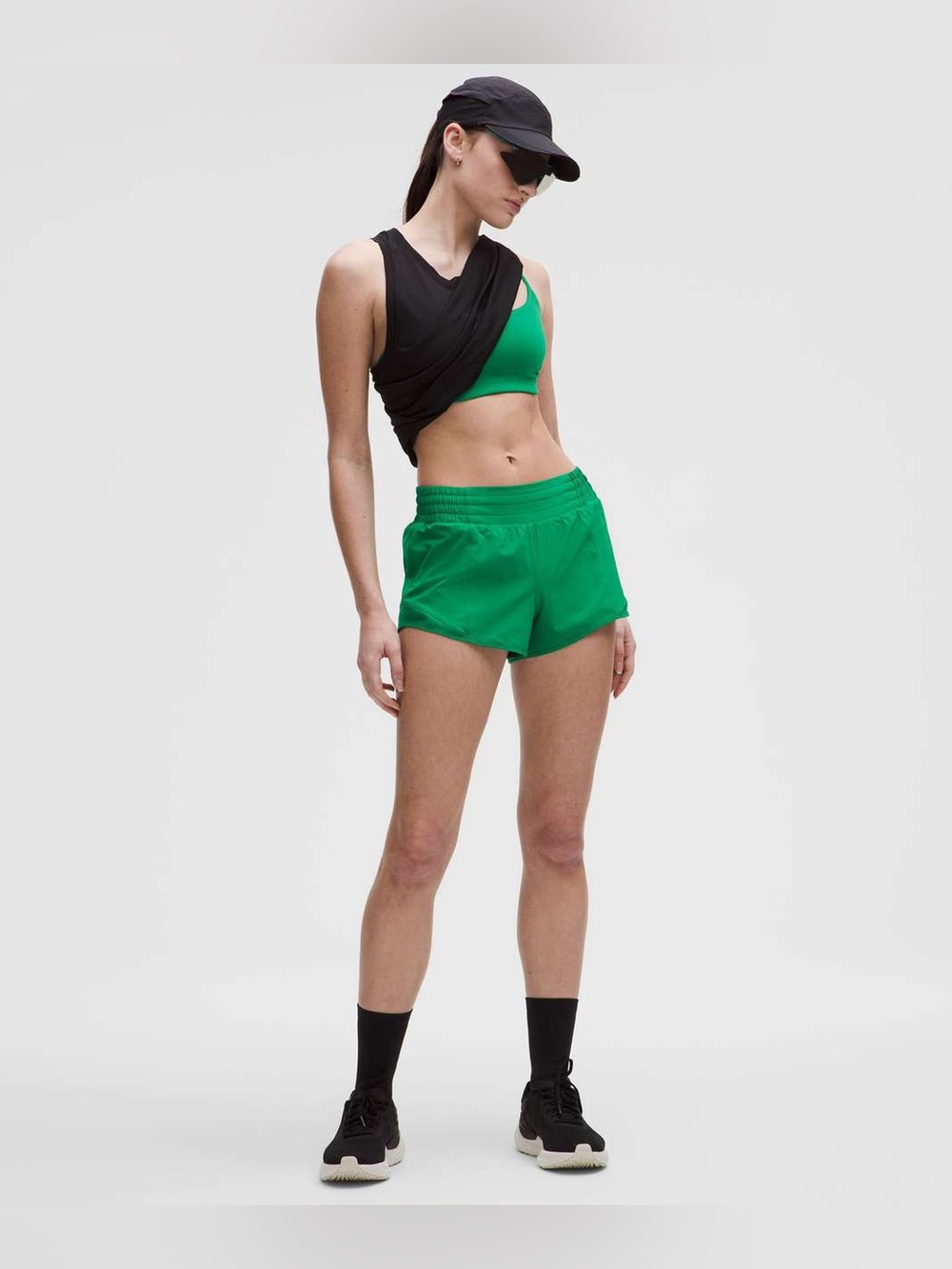 Lululemon Hotty Hot High-Rise Lined Short 2.5"
Raceway Green Size 4